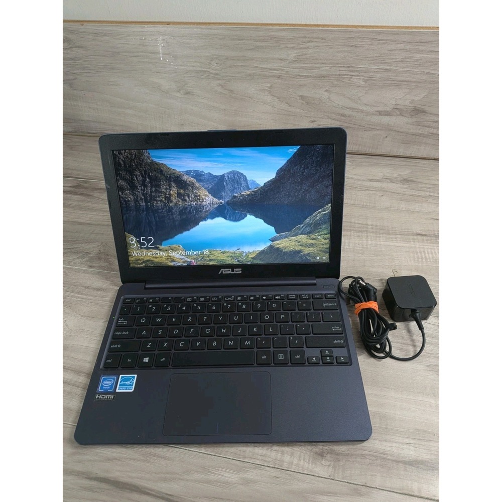 ASUS E203M Laptop | Intel Celeron N4000 | 4GB RAM | 30GB Hard Drive | 11.6-inch